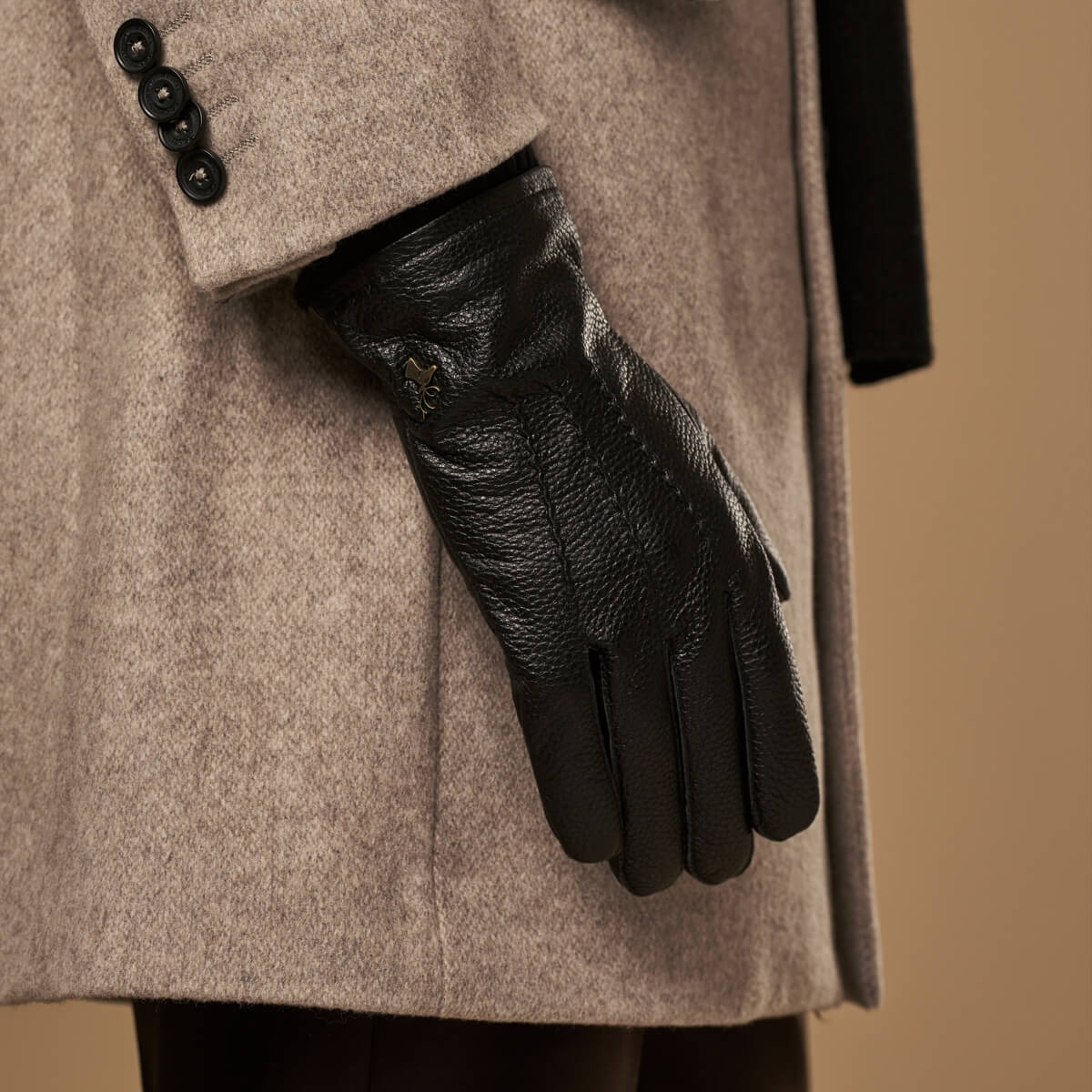 Columbus (black) – Luxurious deerskin (American deerskin) leather gloves with warm wool lining - Image 6