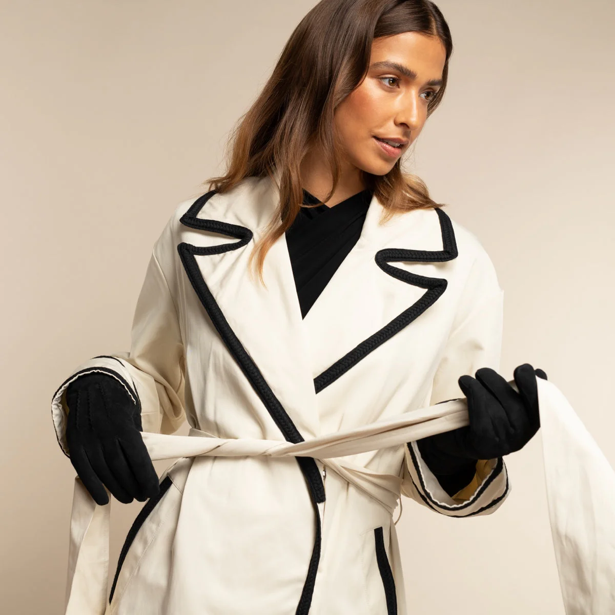 Elizabeth (black) - Suede leather gloves with warm faux fur lining - Image 11