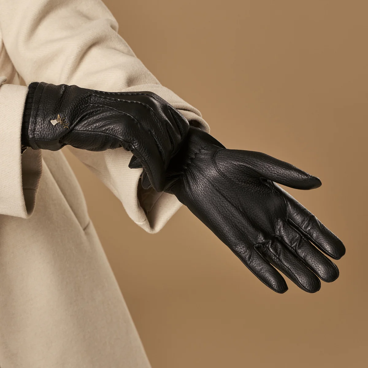 Emily (black) – Deerskin (American deerskin) leather gloves with warm wool lining - Image 6