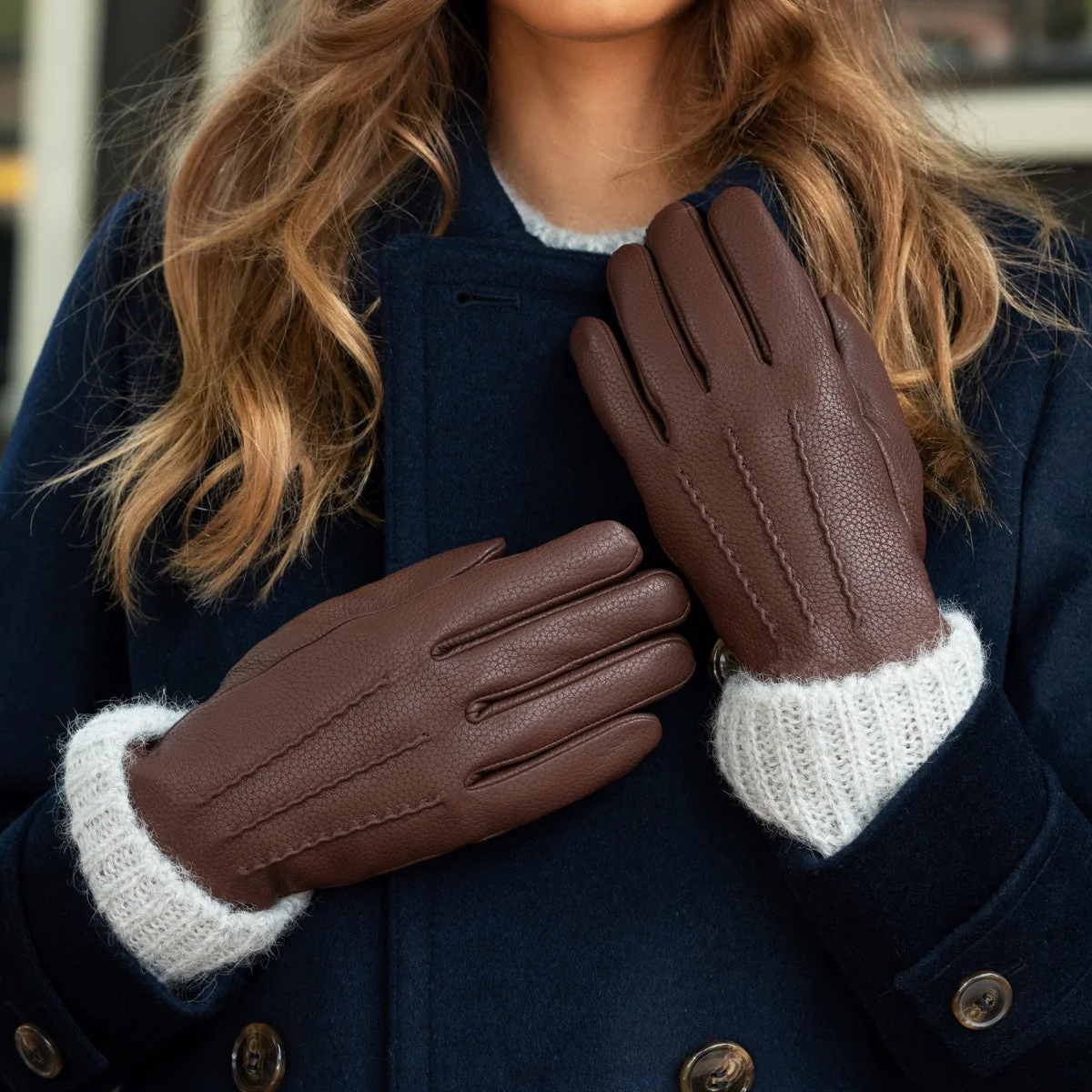 Emily (brown) – Deerskin (American deerskin) leather gloves with warm wool lining - Image 6