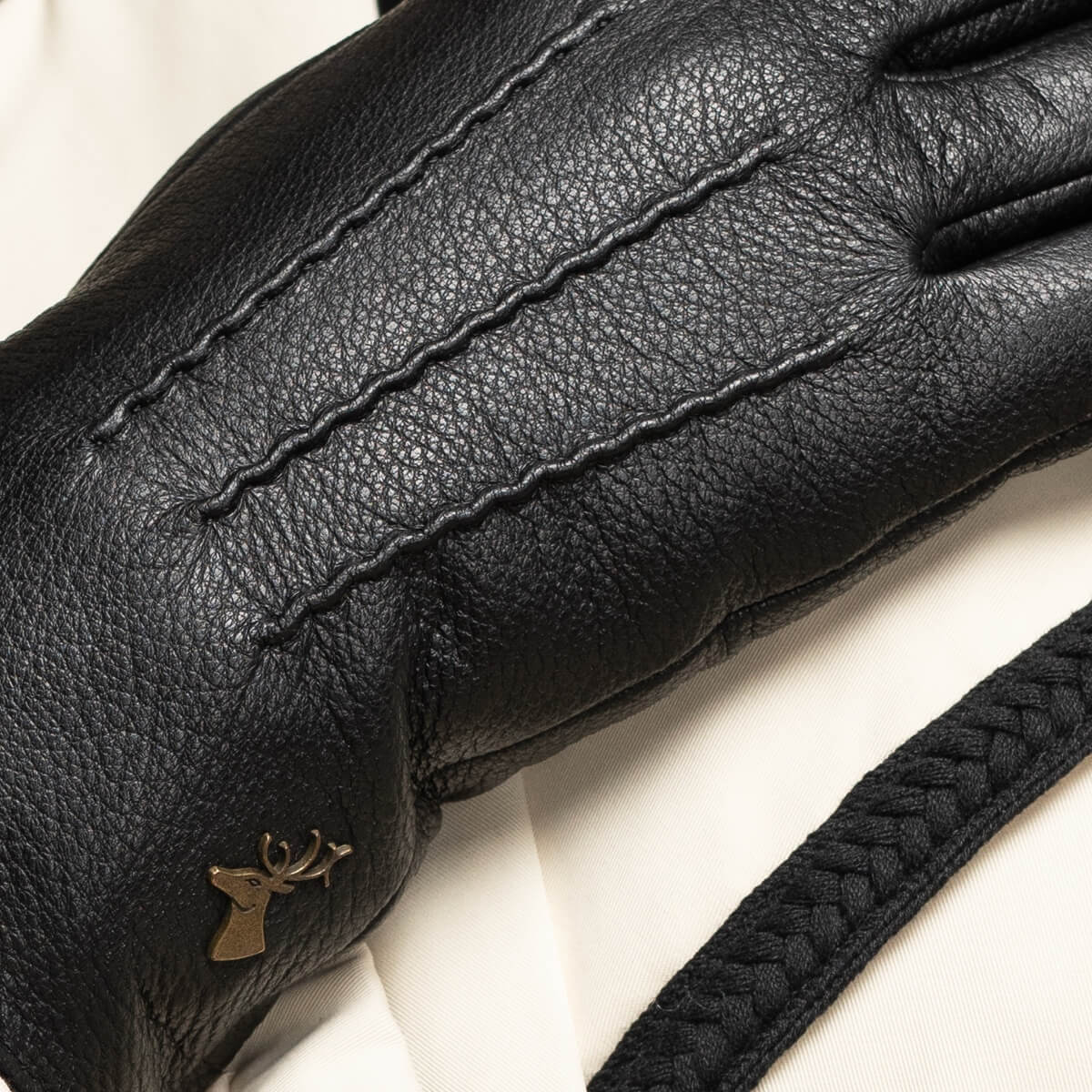 Julia (black) - Goatskin leather gloves with luxury faux fur lining & touchscreen feature - Image 12