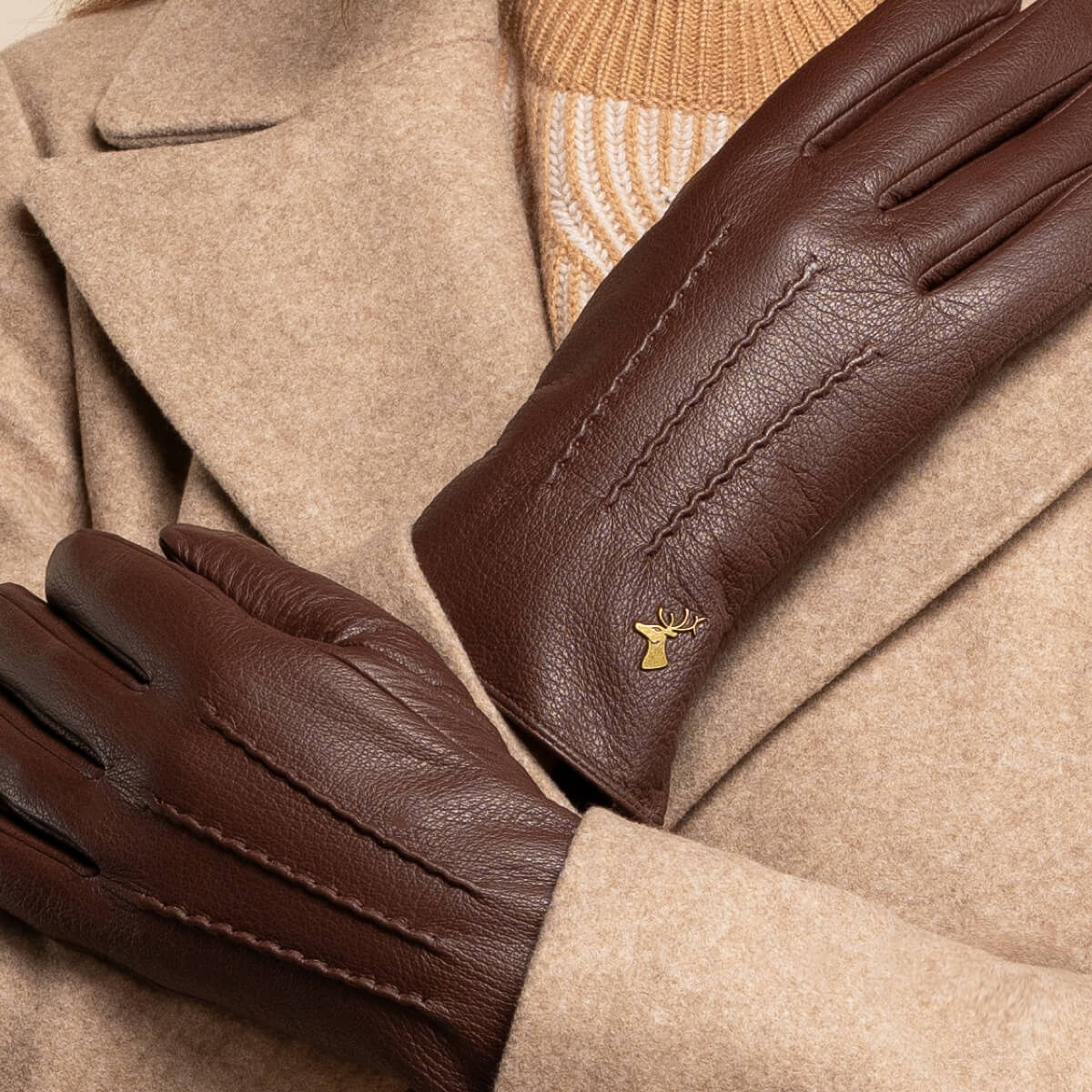 Julia (brown) - Goatskin leather gloves with luxury faux fur lining & touchscreen feature - Image 11