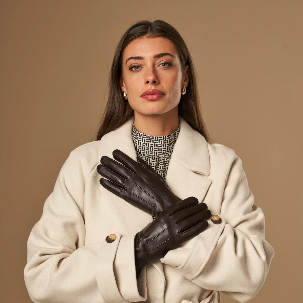 Lily (dark brown) - Sheepskin leather gloves with warm fleece lining & touchscreen feature - Image 7
