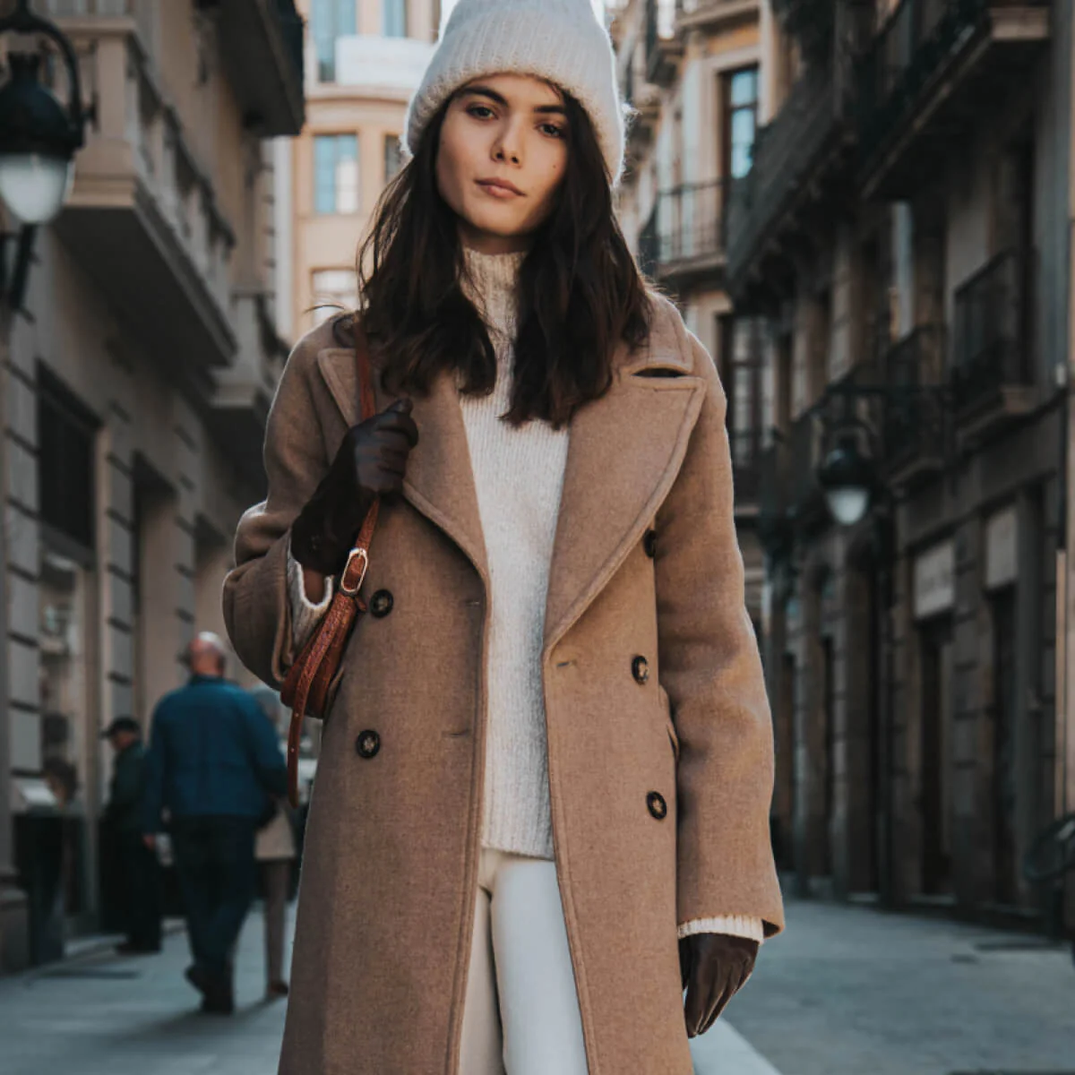 Luna (black) - Vegan leather gloves with warm fleece lining & touchscreen feature - Image 10