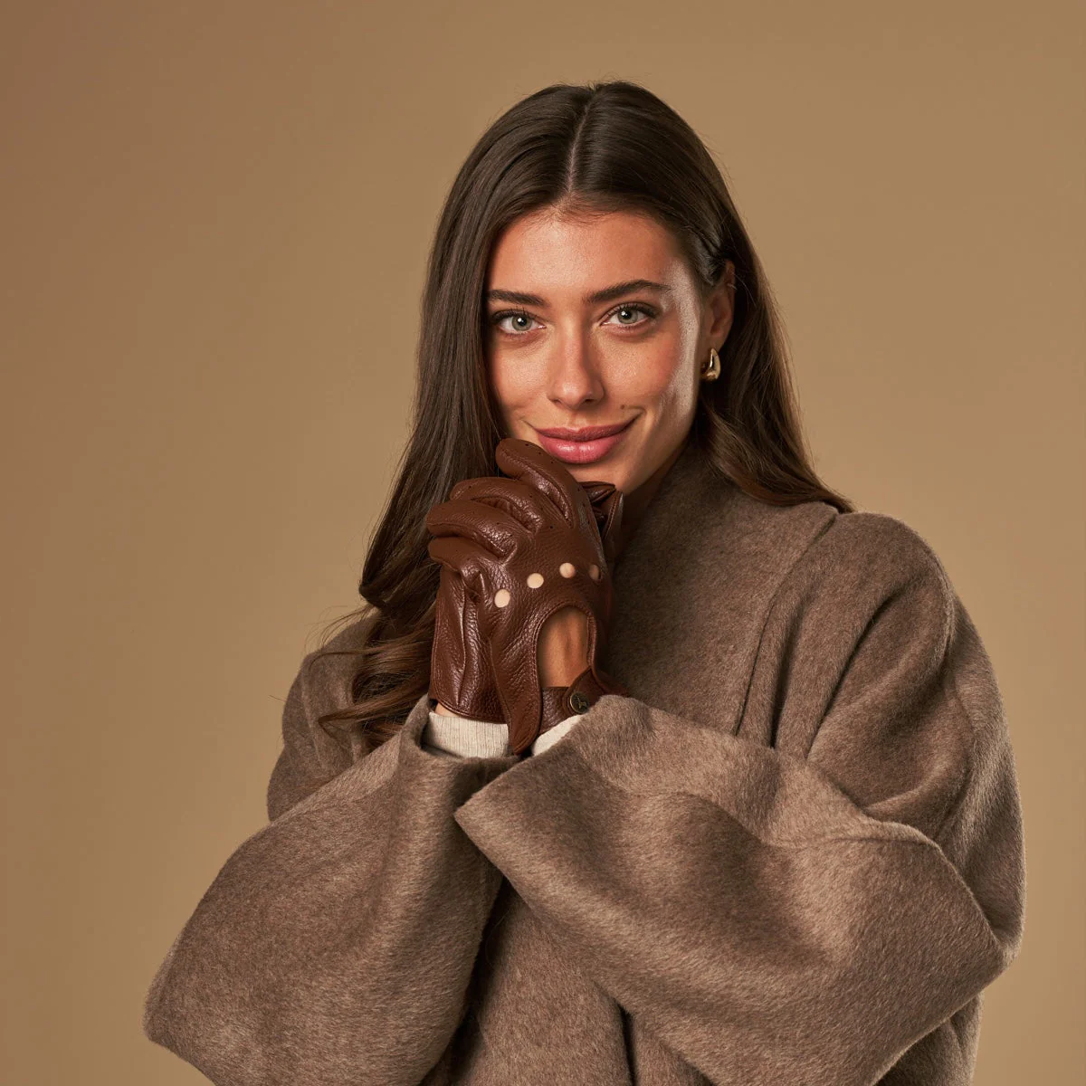 Marley (brown) – Luxurious women's driving gloves made of American deerskin leather - Image 6