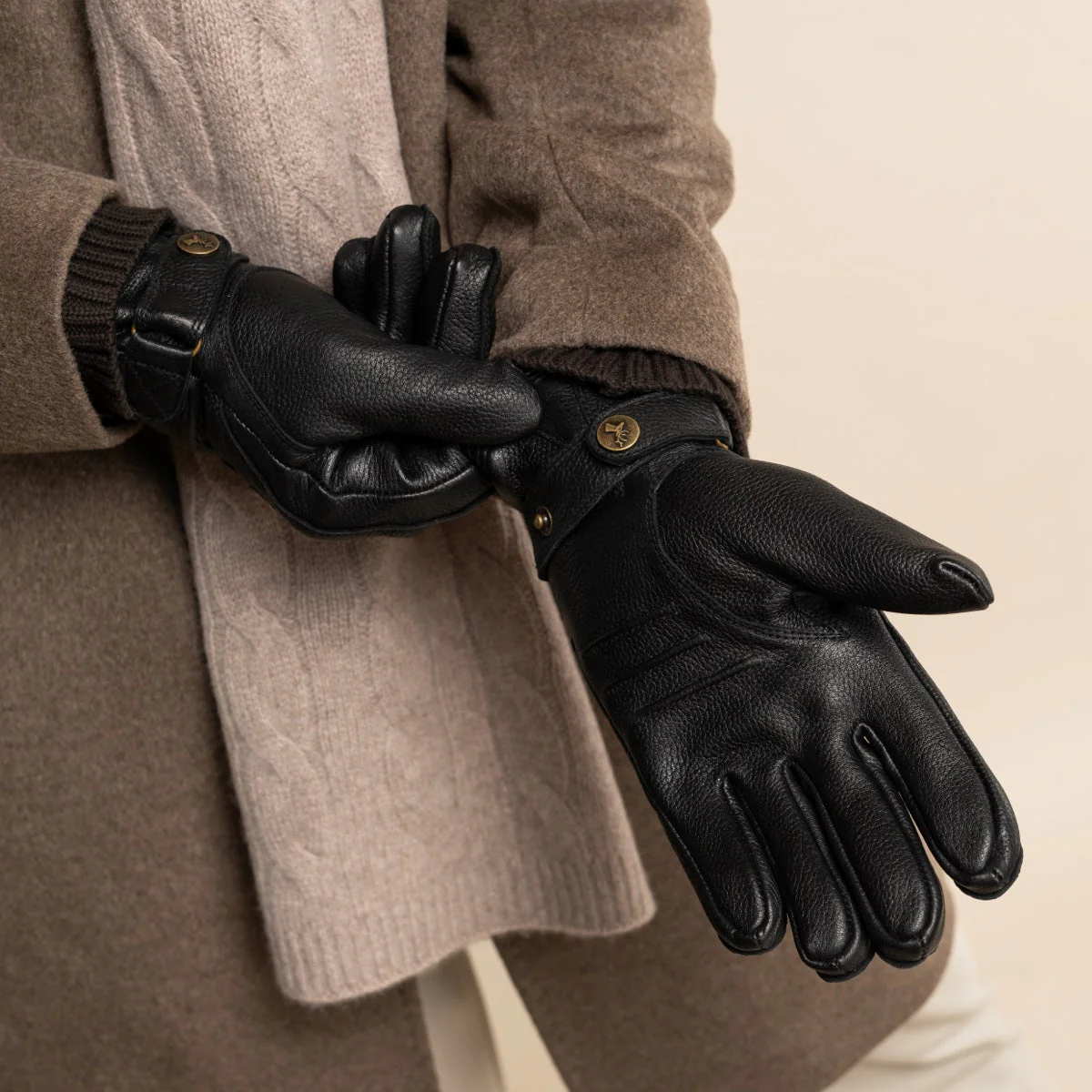 Rogan (black) - Robust men's deerskin gloves with warm PrimaLoft® lining - Image 12