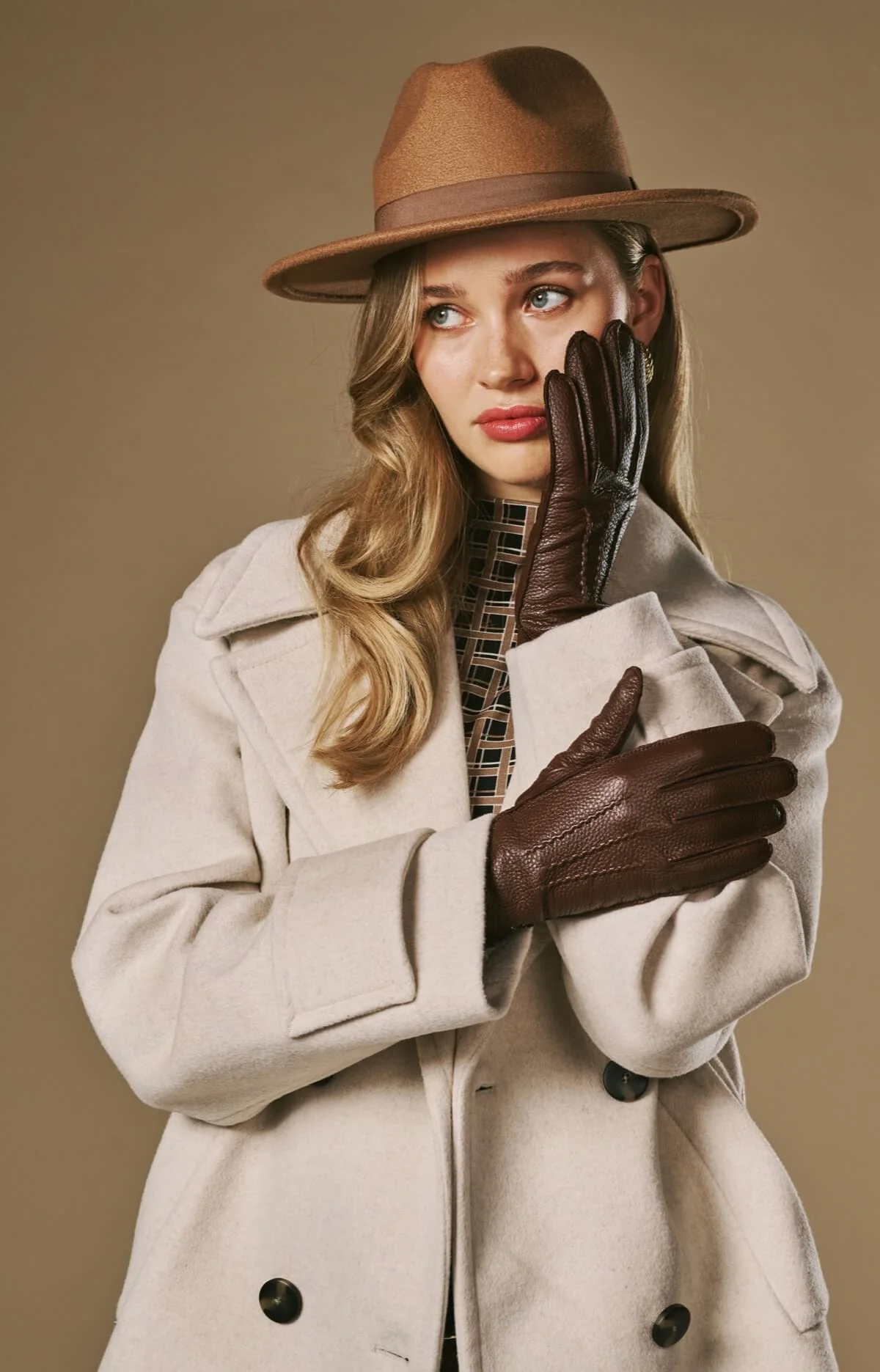 Sienna (brown) – Luxurious American deerskin leather gloves with pure cashmere lining - Image 7