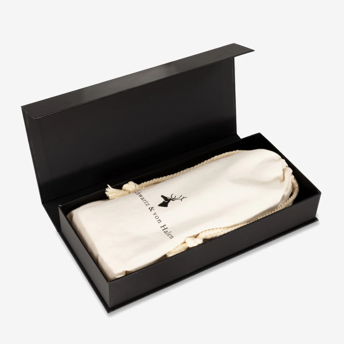 Stylish black giftbox for gloves - Image 5